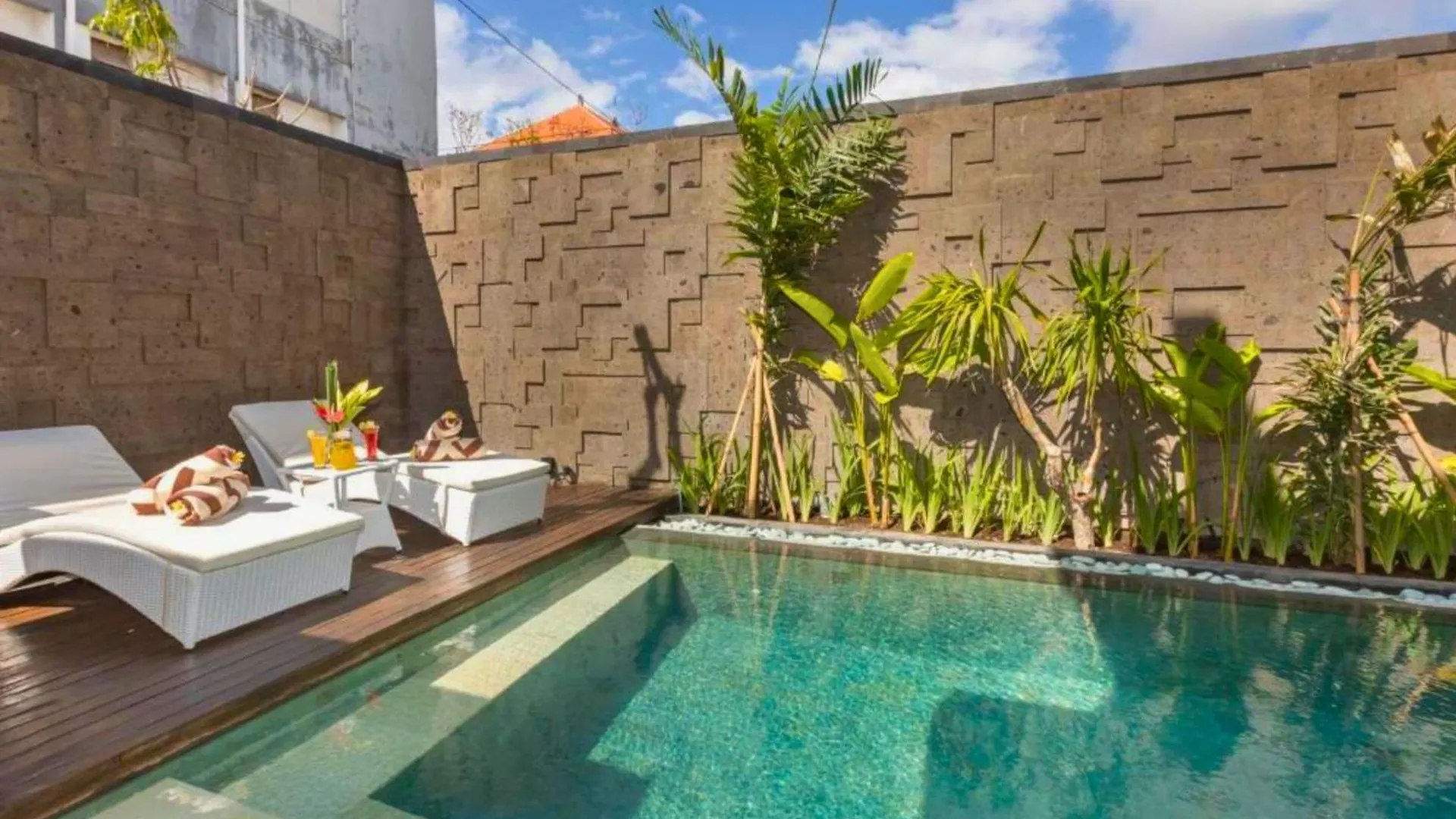 Lashana 3 Bedroom Private Pool Villa Zn221 Legian  Legian (Bali)