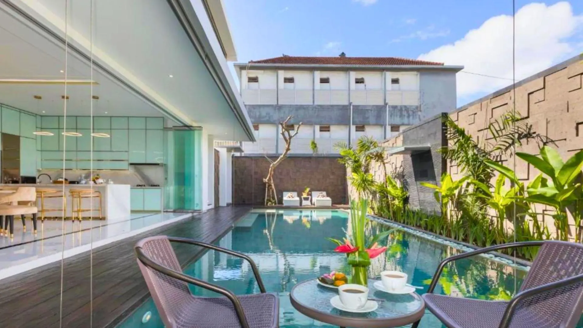 Lashana 3 Bedroom Private Pool Villa Zn221 Legian