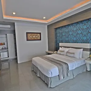 Hotel Transera Kamini, Legian